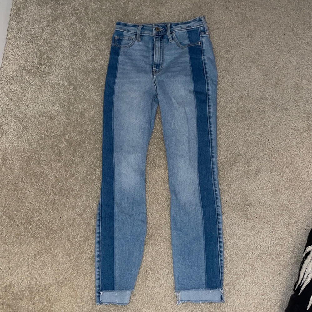 Hollister Ultra High Rise Skinny Jeans Two Tone Wash Women's Size 1